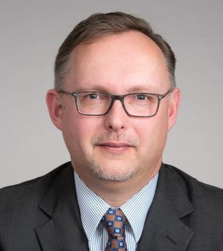 Portrait of Sean Robinson